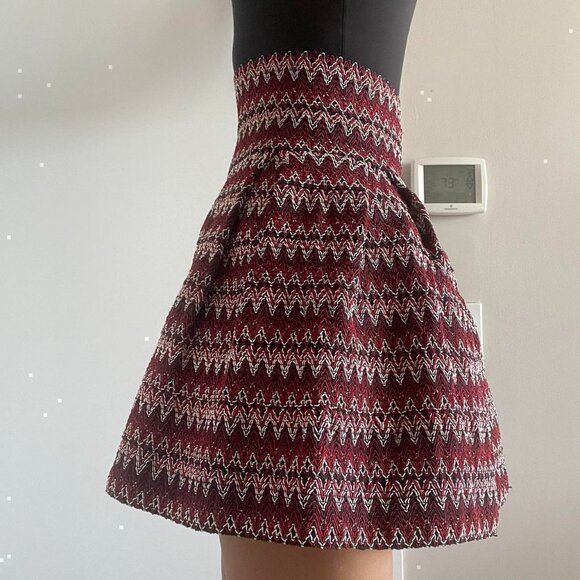 H&M | Red & Black Zigzag Pleated Bandage Elastic Flared Mini Skirt | Size XS - Picture 2 of 6